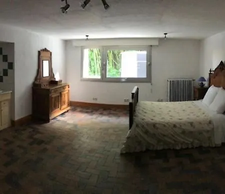 Holiday home Le Moulin De Crampaux Mansigne